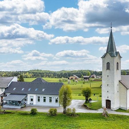 Apartma Sveti Duh Nova Vas  Exteriör bild